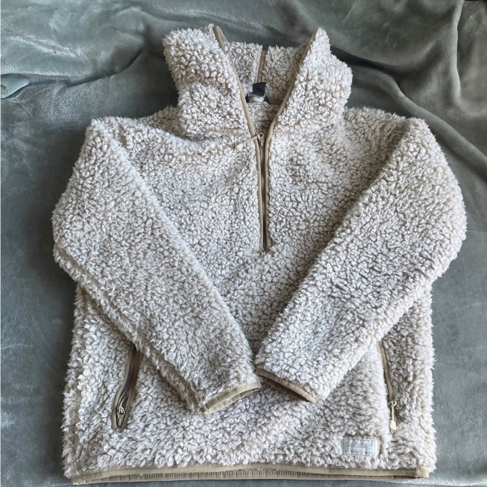 Eddie Bauer New Sherpa Quarter Zip
